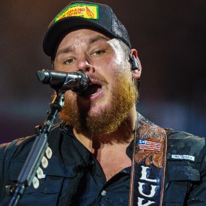 Luke Combs Honors Veterans Day With Acoustic Video of Unreleased Song "Ever Mine"