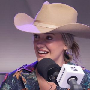 Lainey Wilson Talks Imposter Syndrome: “The Devil Has a Way of Coming In”