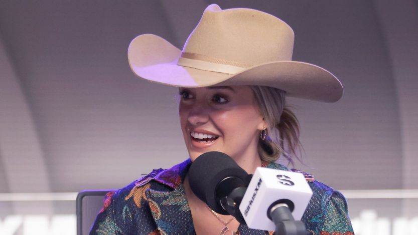 Lainey Wilson Talks Imposter Syndrome: “The Devil Has a Way of Coming In”