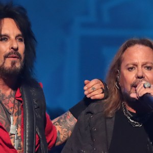 Nikki Sixx Backs Vince Neil Following Online Backlash Over Vocals