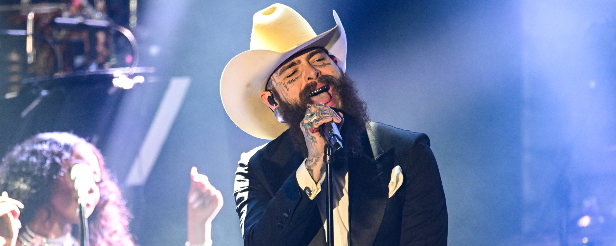 Post Malone’s Nashville Bar Honors First Responders With Free Thanksgiving Week Meals