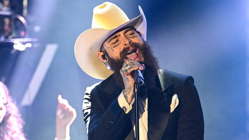 Post Malone's Nashville Bar Honors First Responders With Free Thanksgiving Week Meals