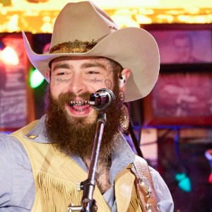 Post Malone Leads Thanksgiving Halftime Show as NFL Calls on Two Other Stars for Support