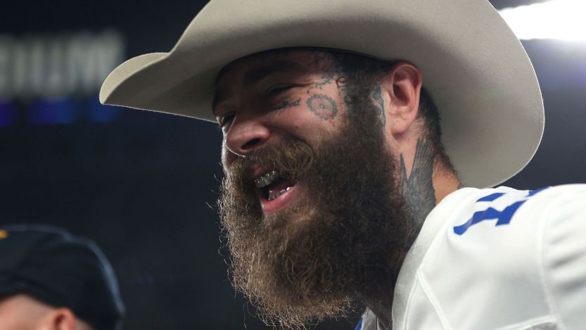 Post Malone Lights up Dallas Cowboys Halftime Show