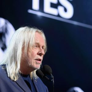 Ex-Yes Keyboardist Rick Wakeman Says Recent Brain Surgery “Doesn’t Seem To Have Affected My Piano Playing”