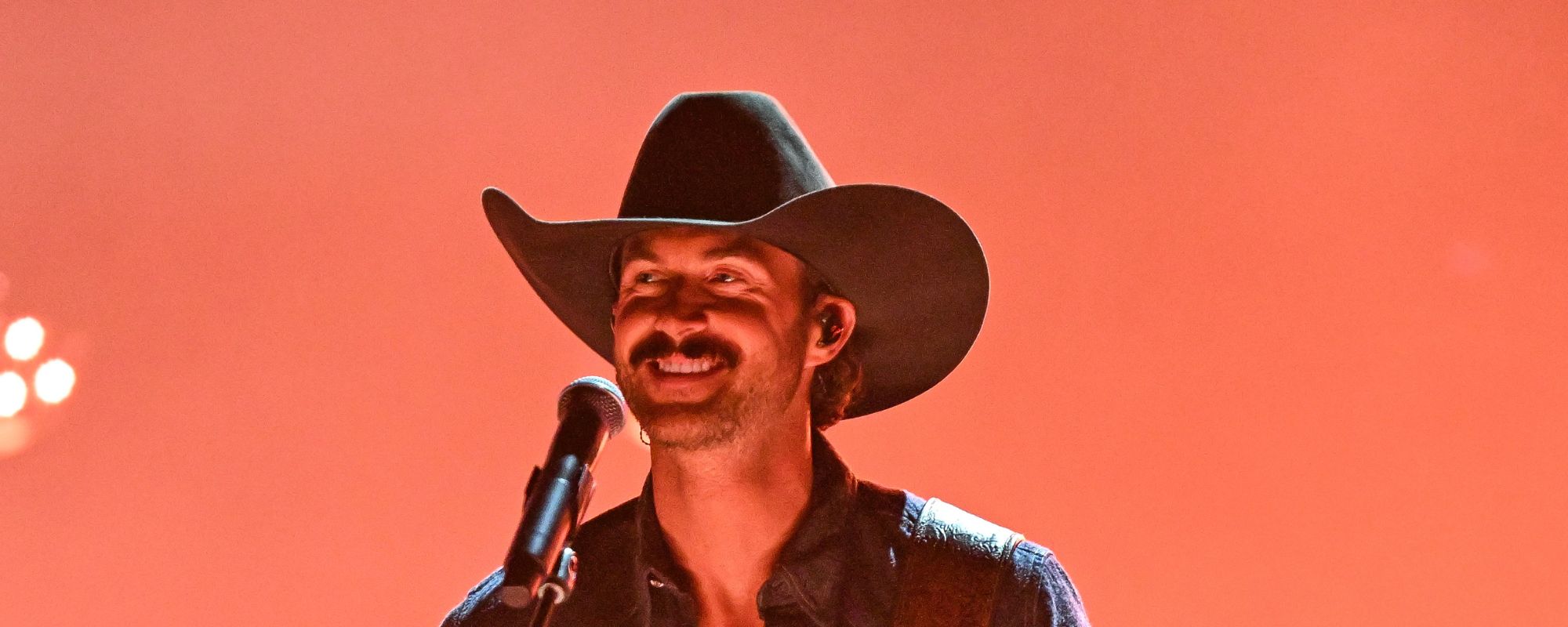 Riley Green Surprises Auburn Crowd With Charles Barkley, Who Had Just One Thing To Say
