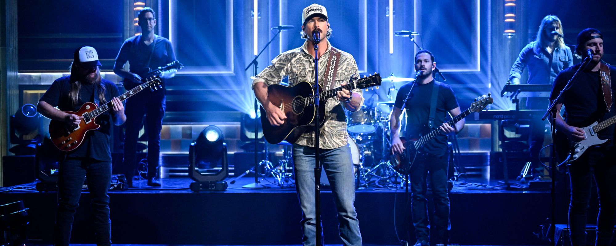 “There’s No Speaker Loud Enough for This Song”: Riley Green Performs Jamey Johnson’s 2008 Signature Hit With the Man Himself During Michigan Show