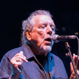 Robert Plant, Saving Grace Deliver Mystical ”Gallows Pole” Performance on ‘NPR Tiny Desk'