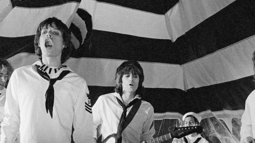 On This Day in 1974, the Rolling Stones Hit No. 1 With Mick Taylor’s Final Album