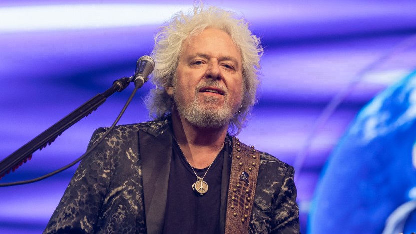 Steve Lukather Fires Back at Complaints About Totos Lineup
