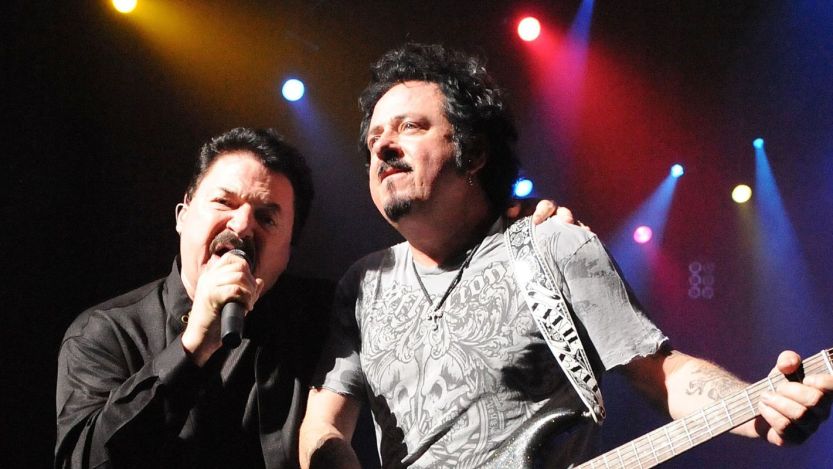 Toto Guitarist Steve Lukather Dismisses ”Bulls---” Rumors of Feud With Former Singer Bobby Kimball