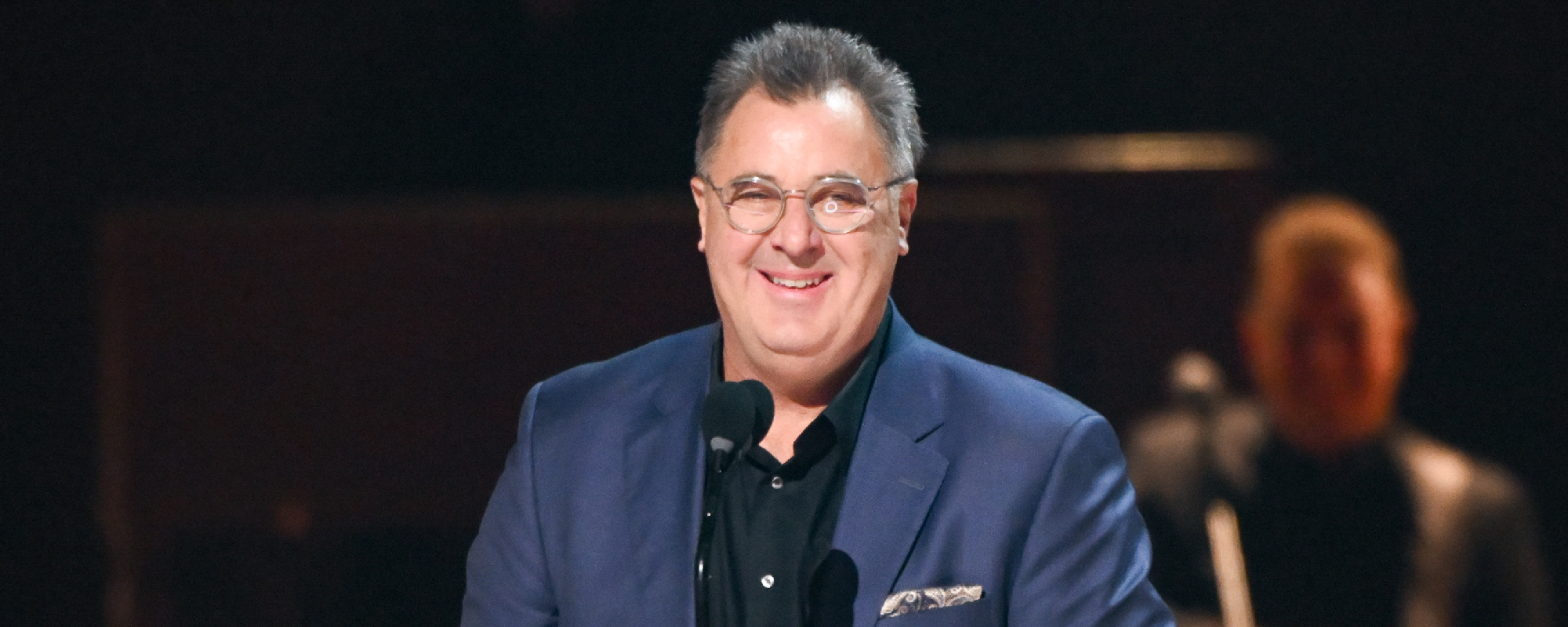 Vince Gill Reveals the “Dumbest Thing” the CMA Awards Has Ever Done