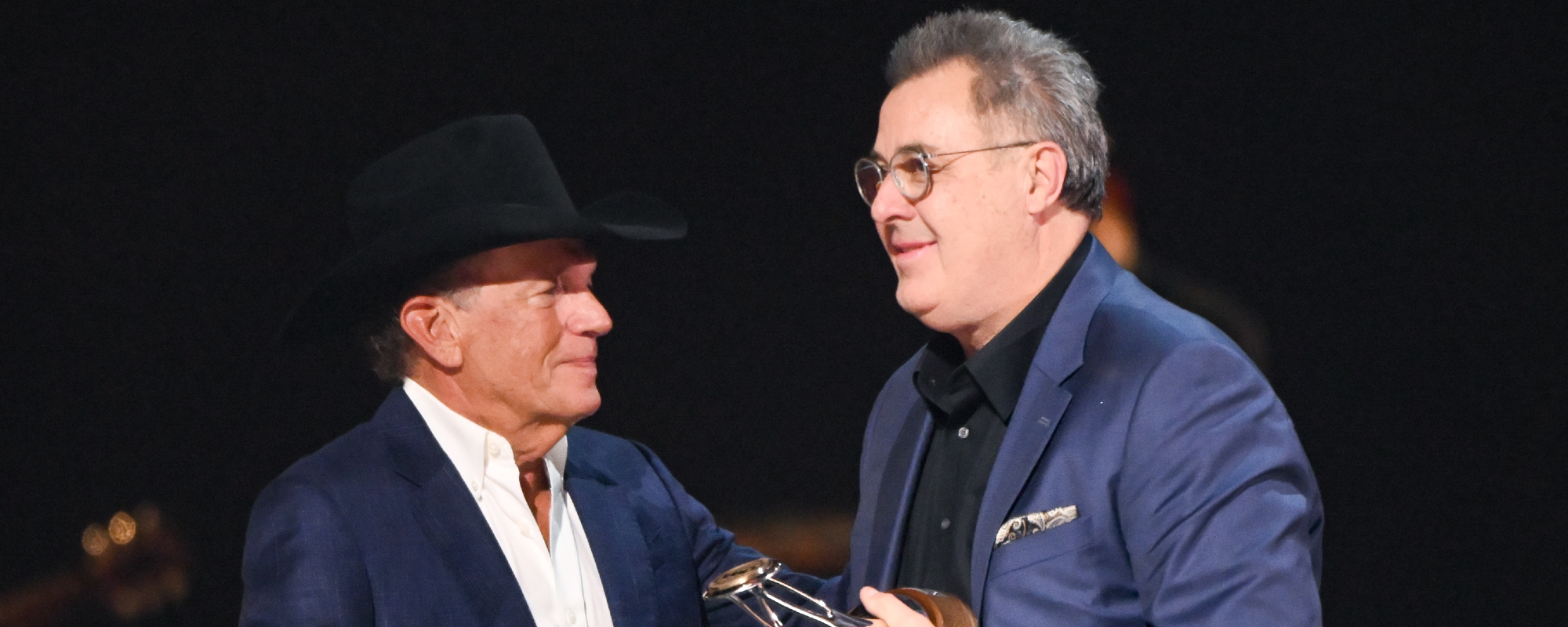 “You Have Freakin’ King George Strait in the House and Don’t Have Him Sing”: Fans Loved Vince Gill’s CMAs Tribute, but Wanted a Little More King of Country