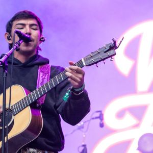 Watch Wyatt Flores Deliver Heartfelt Turnpike Troubadours Cover for His Best Friend’s First Dance
