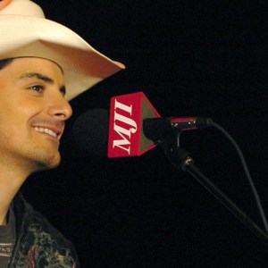 4 Nostalgic Country Songs About Parenting That Everyone Should Know