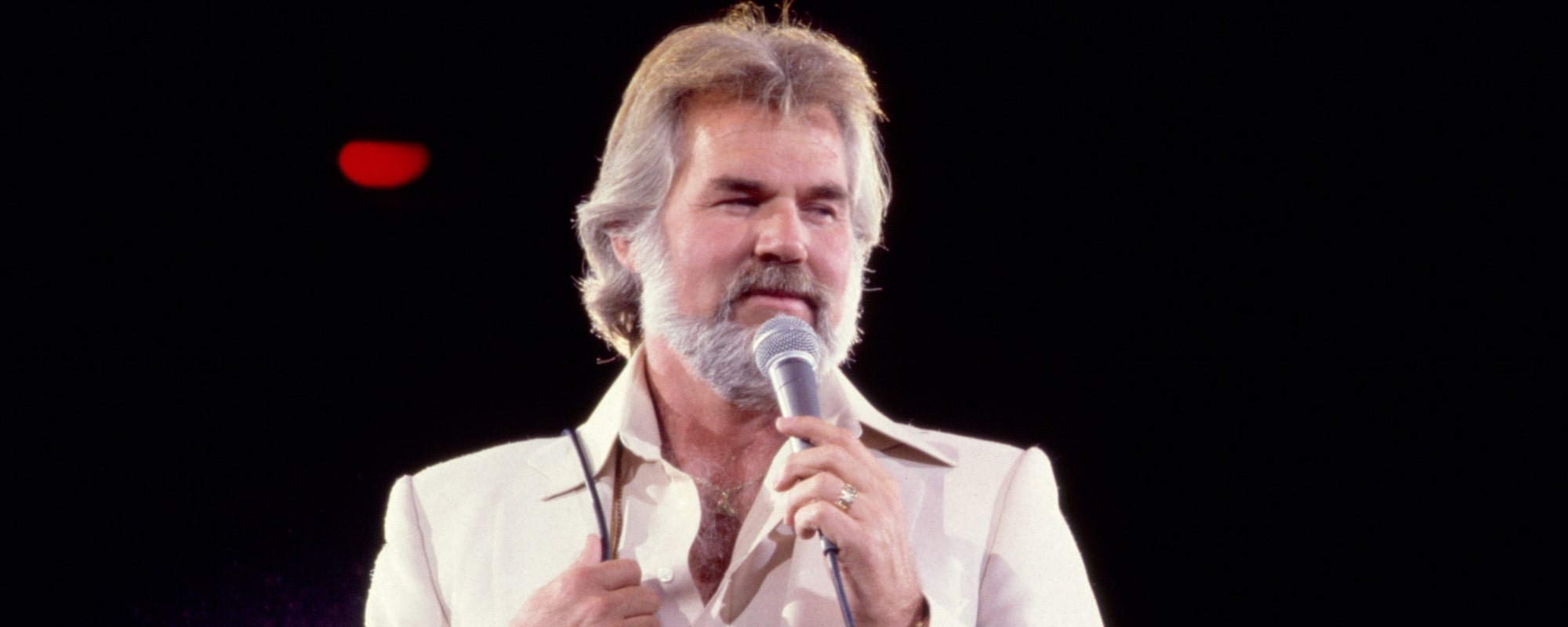 On This Day in 1979, Kenny Rogers Was at No. 1 With an Album That Helped Cement His Domination of the Country Charts