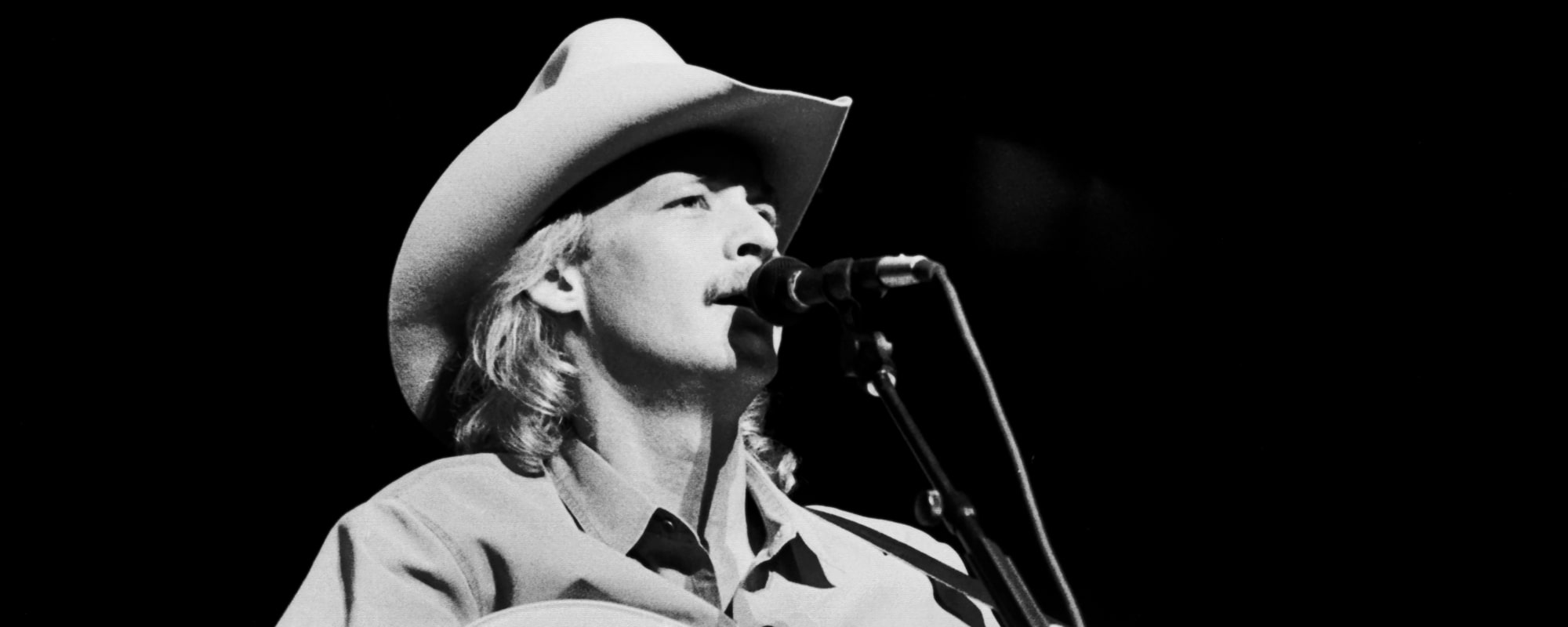 On This Day in 2007, Alan Jackson Released a No. 1 Single That Marked a Stylistic Return to His Roots