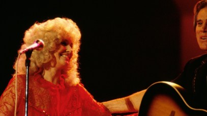 3 Country Songs From 1976 That I Still Want To Listen to Today