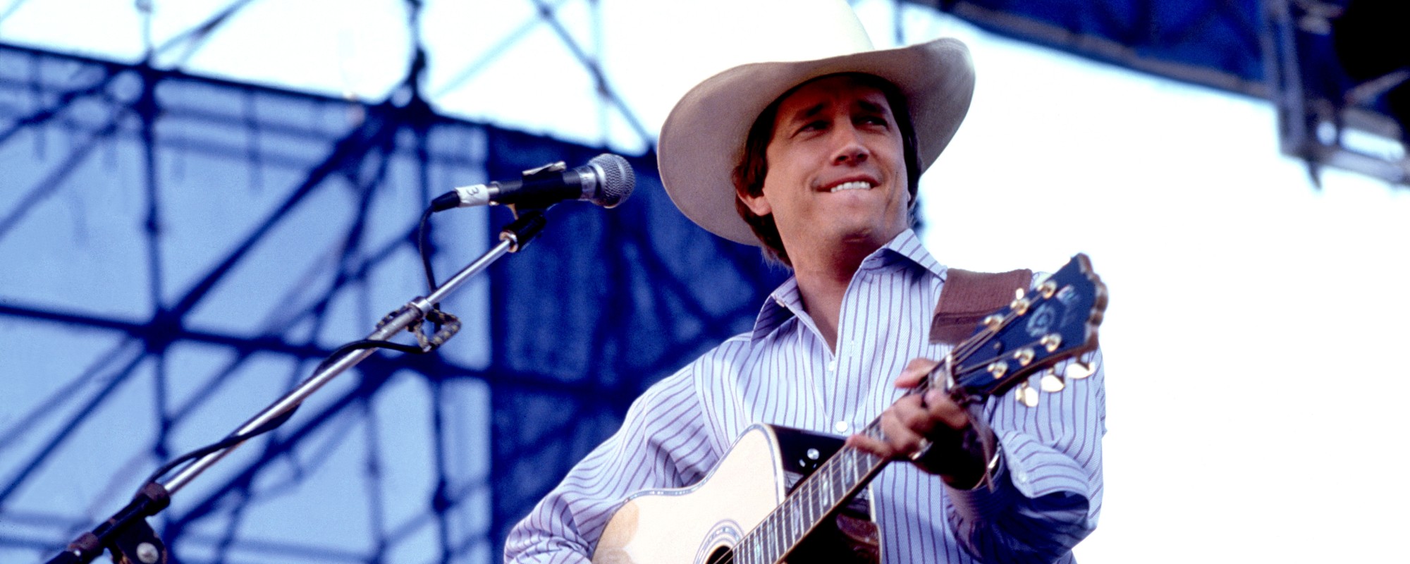 These Are 3 of the Best Country Albums From the 80s