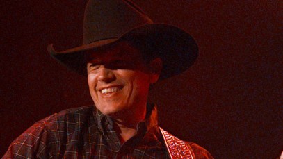 4 Nostalgic Songs From 1997 That Make Us Long for a Simpler Time