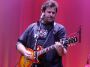 Vince Gill playing a Les Paul