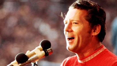 4 Country Songs From 1972 That Will Always Put Me in a Good Mood