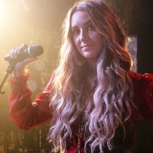 The Story Behind the Song That Changed Everything for Lainey Wilson