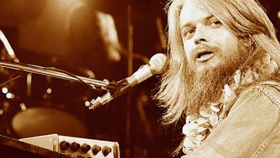 Leon Russell performing