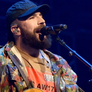 These 4 Country Songs From 2017 Sound Even Better Today