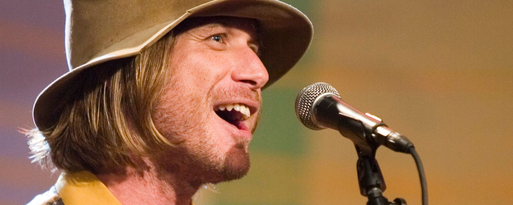 “Smoke One of Your Doobies”: Todd Snider’s Hilarious and Heartwarming Memory of Co-Writing With Loretta Lynn