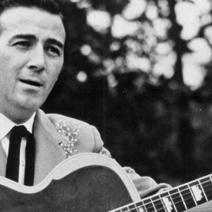 Faron Young performing