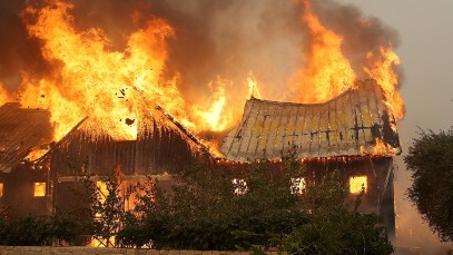 Country Artist Risks Everything to Save His Animals From Barn Fire