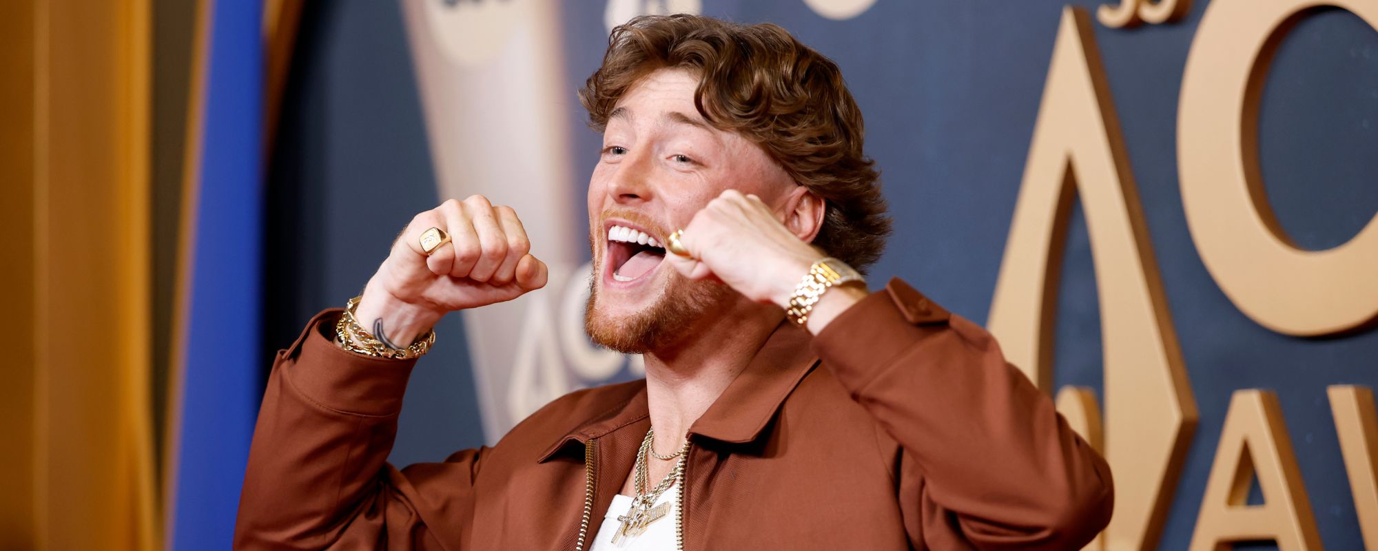 أعطى هذا النجم الريفي والدته أفضل عيد ميلاد على الإطلاق أعطى هذا النجم الريفي والدته أفضل عيد ميلاد على الإطلاق