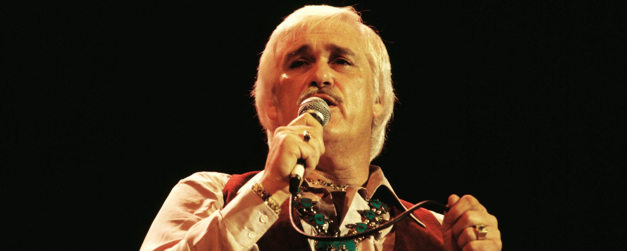 On This Day in 1973, Charlie Rich Was at No. 1 With an Album Whose Title Track Has Been Covered by Diana Ross and Loretta Lynn