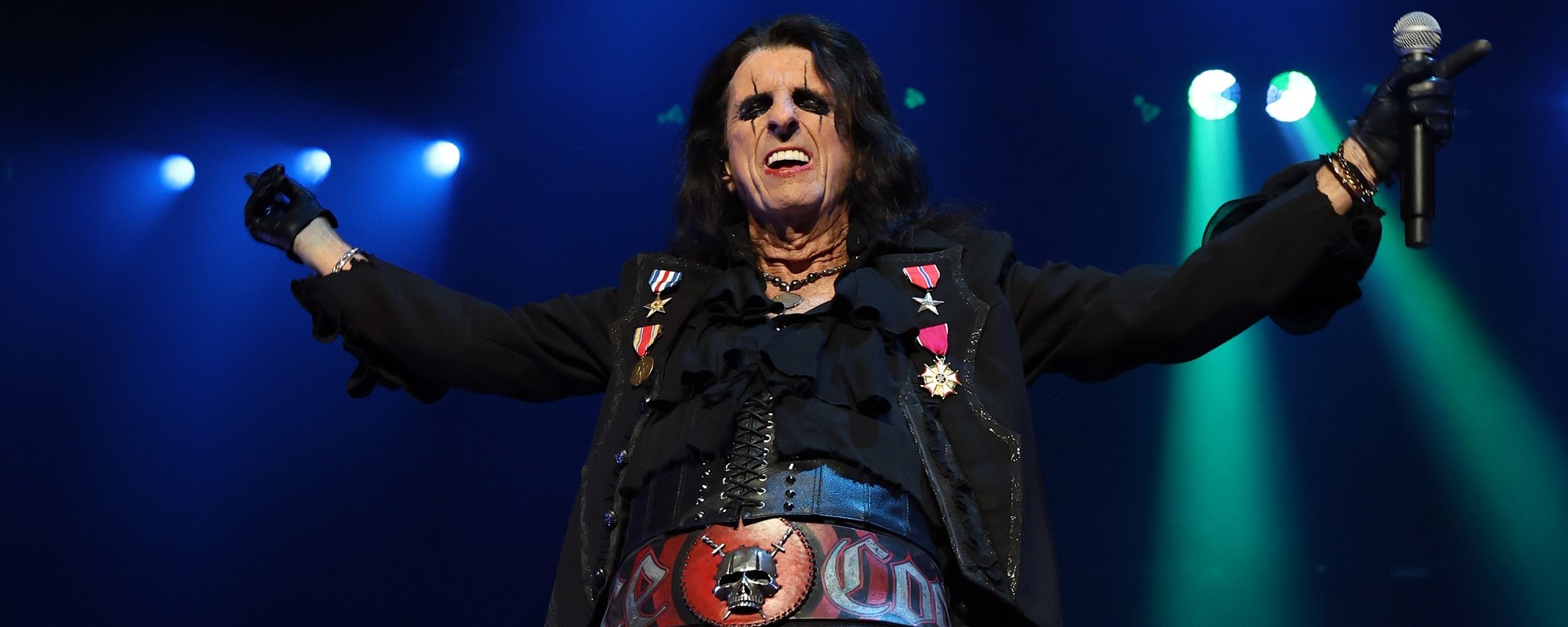 Alice Cooper’s 2026 Tour Plans Feature Special Shows With Magician Criss Angel, Festival Performances, & More