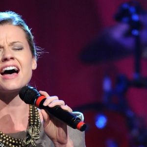 Born on This Day in 1984, the Country Music Singer-Songwriter Who Has Penned Songs for Carrie Underwood and Reba McEntire