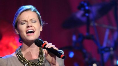 Born on This Day in 1984, the Country Music Singer-Songwriter Who Has Penned Songs for Carrie Underwood and Reba McEntire