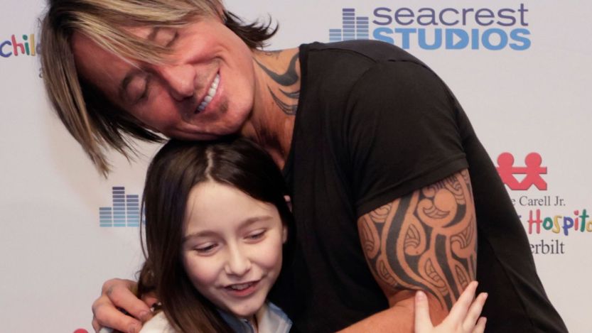 Keith Urban Visits Nashville Children’s Hospital, Makes Generous Donation to Music Therapy Program