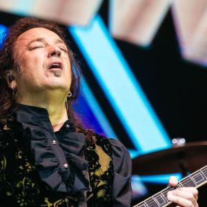 Christian Metal Frontman Shares Cancer Diagnosis With Fans: ”God Has a Plan”