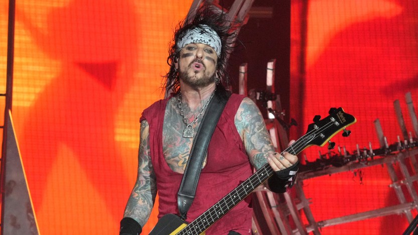 Nikki Sixx Calls Out Aging Rock Stars Trying to Look and Act Young