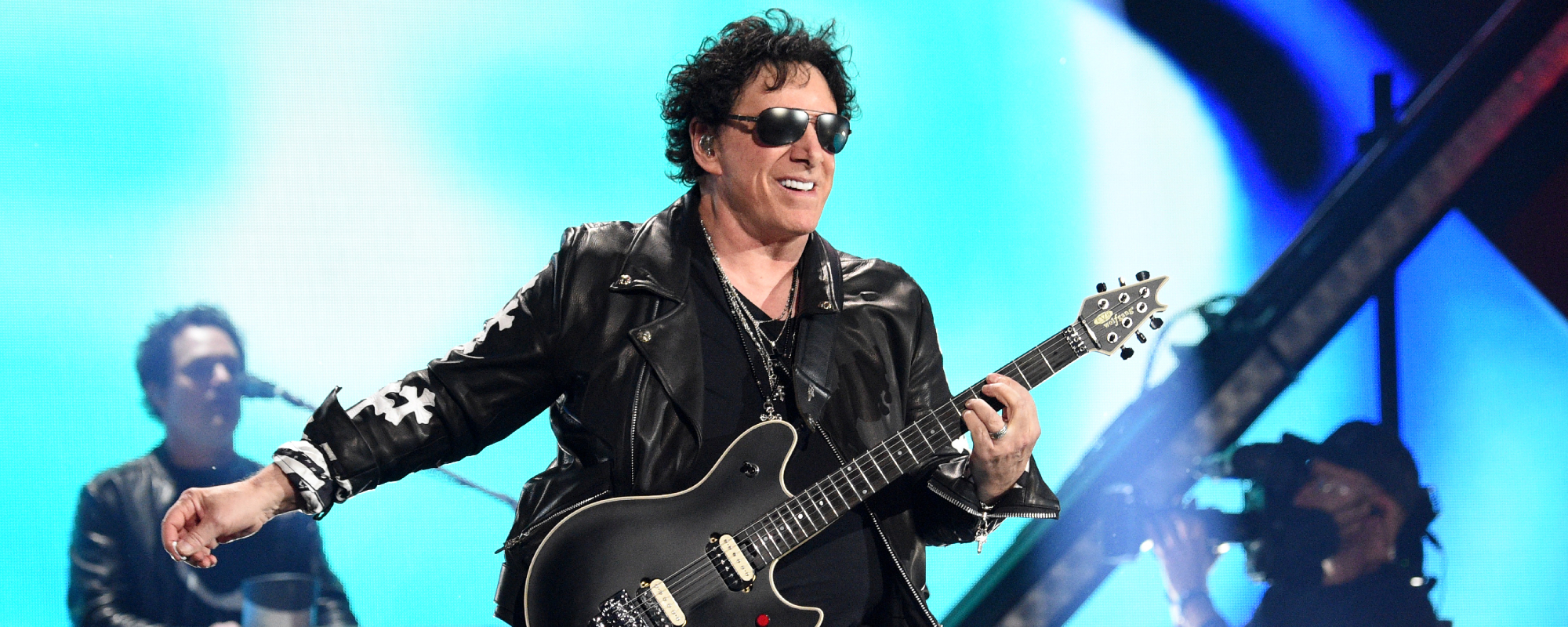 Neal Schon & ‘The Voice’ Coaches Deliver an Electric Medley of Journey’s Biggest Hits During Season Finale