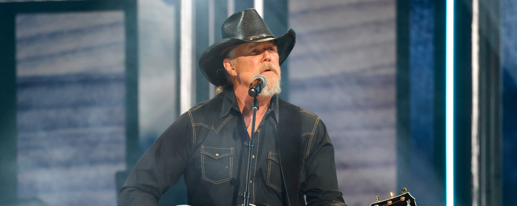 3 Country Songs From the 2000s Everyone Pretends They Don’t Love