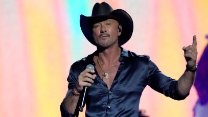 Tim McGraw Shrugs Off Jokes About His Fringe Pants in Las Vegas