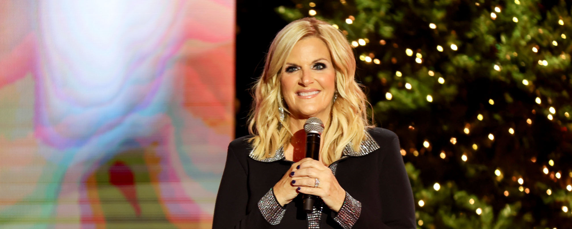 How To Watch Tonight’s ‘Christmas in Nashville’: Hosted by Trisha Yearwood With Performances by Bill Murray and Trace Adkins