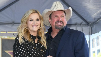 Trisha Yearwood and Garth Brooks Share Unexpected Holiday Duet in Atlanta