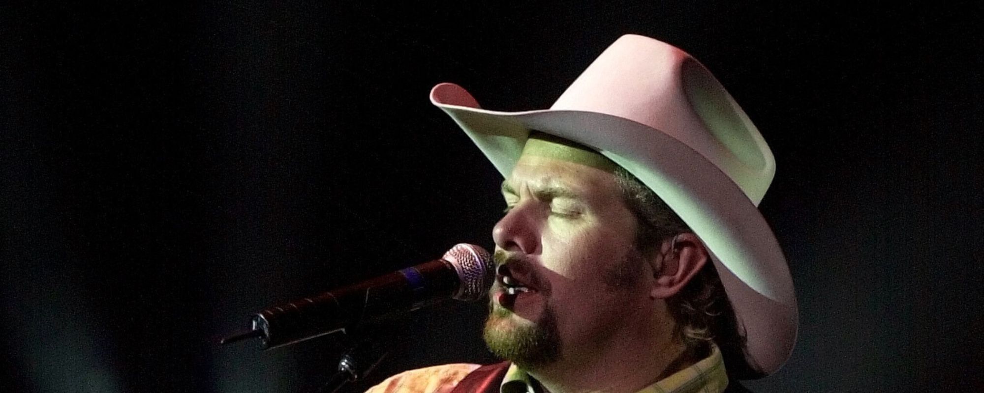 This Late Country Star Cracked the Top 25 Touring Acts of the Millennium