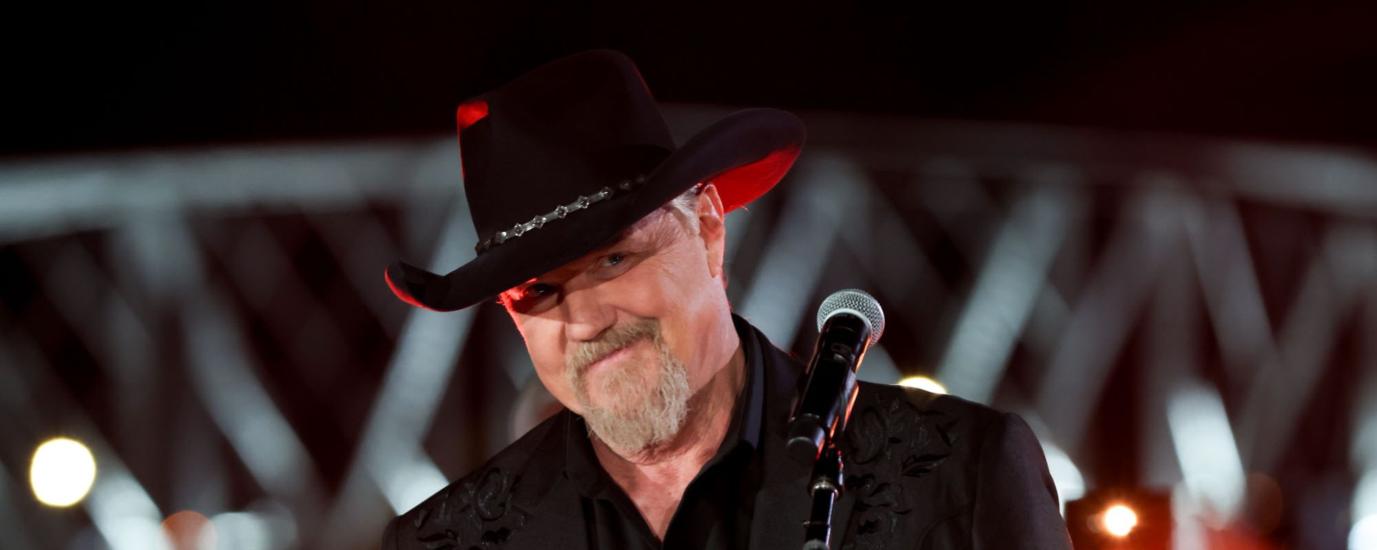 90s Country Icon Announces 30th Anniversary Tour—and You’d Be Crazy To Miss It