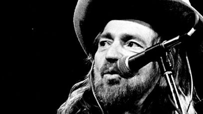 On This Day in 1976, Willie Nelson Hit No. 1 With an Album His Label Refused To Release