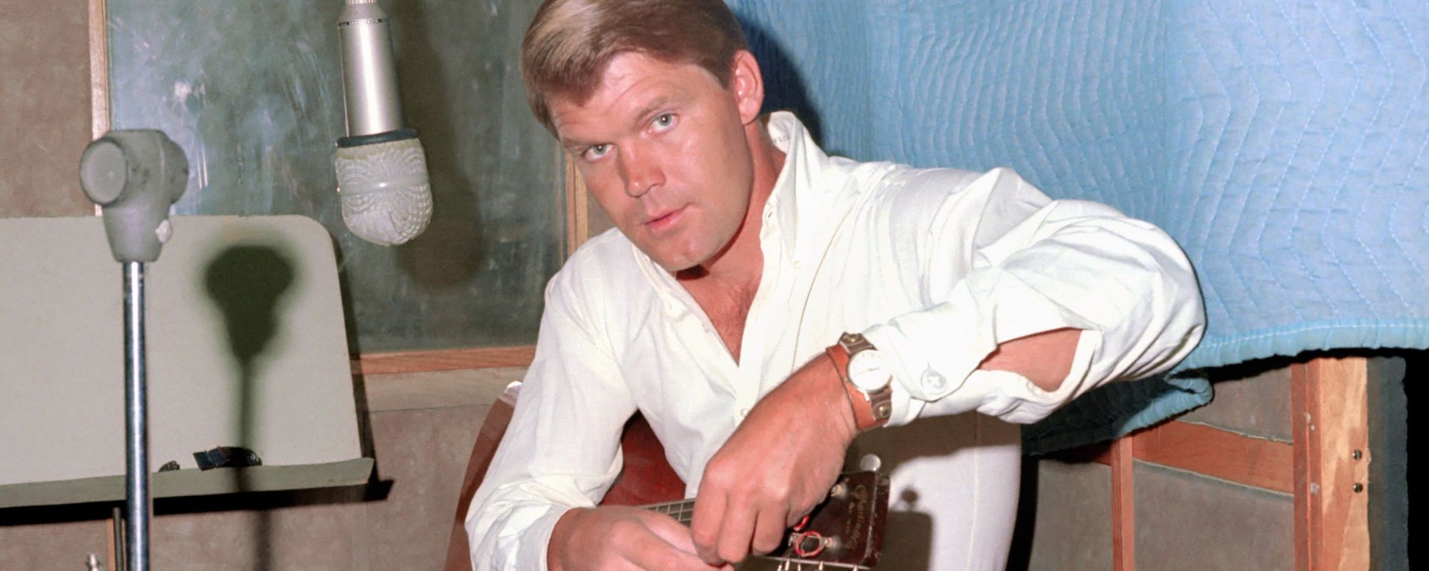 Glen Campbell Never Wanted to Be a Performing Artist, but This 1960s Career Move Made It Happen