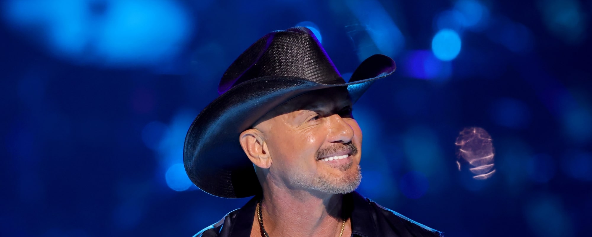 On This Day in 2000, Tim McGraw Was at the Top of the Chart with His First No. 1 Single of the New Millennium